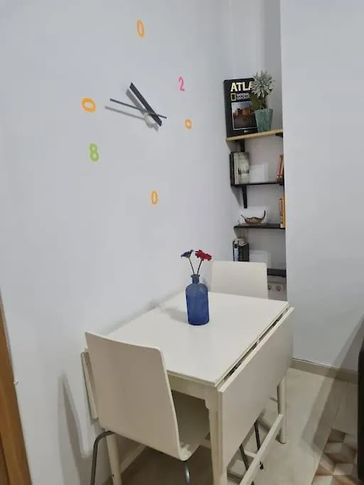 Apartamento En El Fontanal, Casa- Patio De Vecinos 세비야 스페인